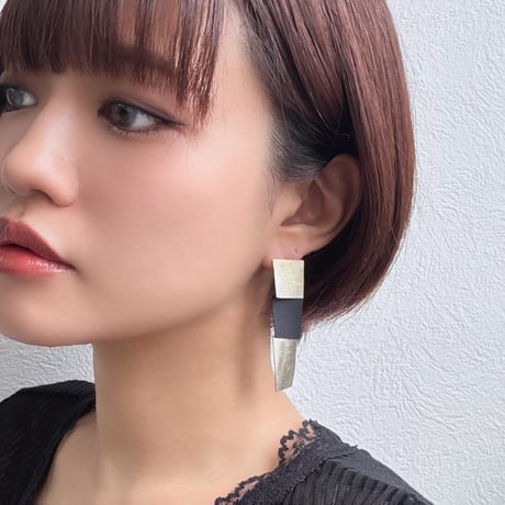 【charmaer】シンプルモダンピアス