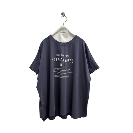 【ayane】ポンチョ型ロゴTシャツ
