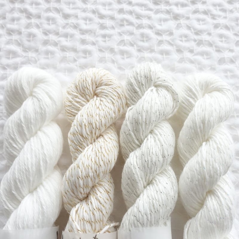 K644⭐︎乳白ぼかし 優美なドレープ イエロー 螺旋模様 和ガラス 糸巻 K644⭐︎乳白ぼかし 優美なドレープ イエロー 螺旋模様 和ガラス 糸巻