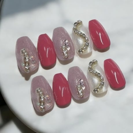 ワンホンネイル | STORES