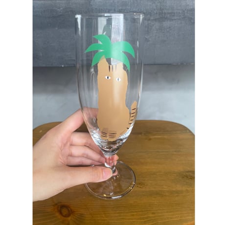 うそみたいなコップ