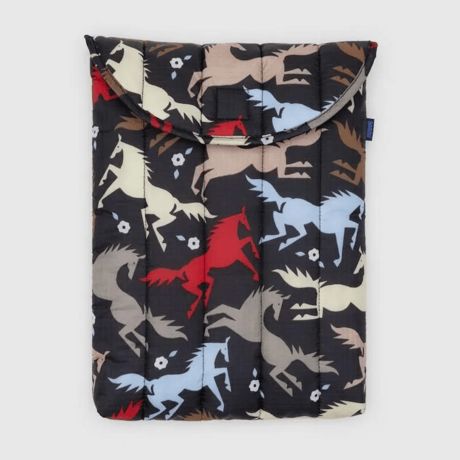 BAGGU Puffy Laptop Sleeve 13"/14" | カットアウトホース