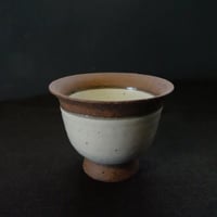 白泥フチ抜き小煎茶椀