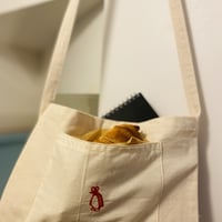 コーヒー豆ペンギンとサコッシュ【大切なもの入れ】