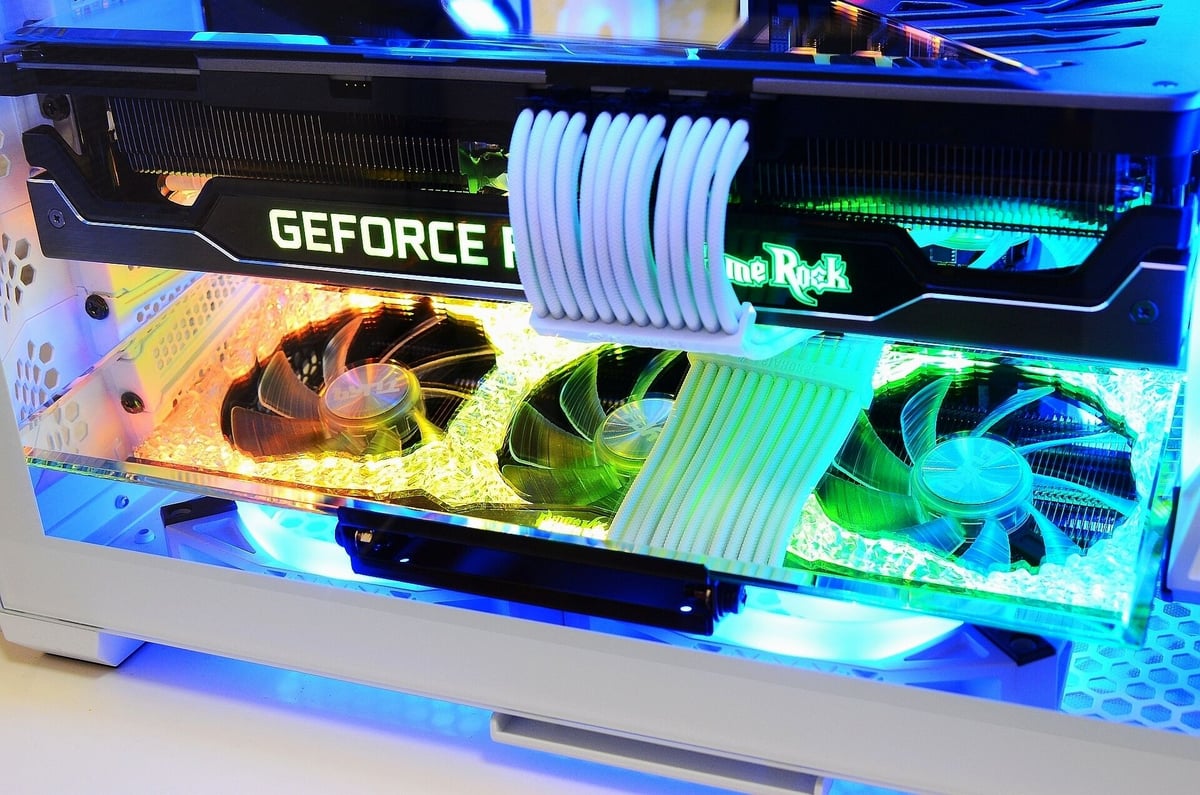 GPUミラーディスプレイ（※横幅320㎜まで）【ゲーミングPC専用