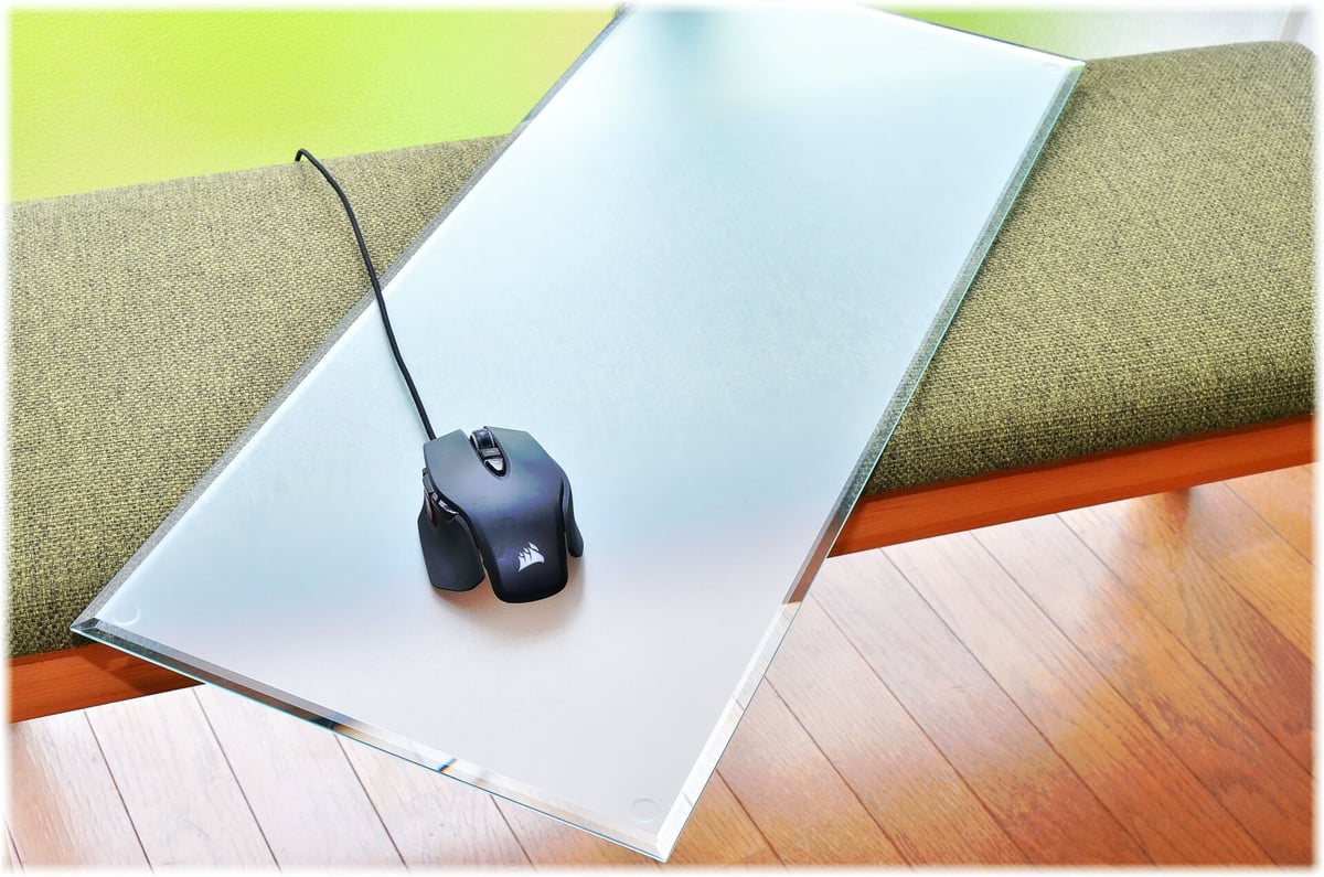 サラサラ質感・ゲーミングガラスマウスパッド【400㎜×800㎜×5㎜厚
