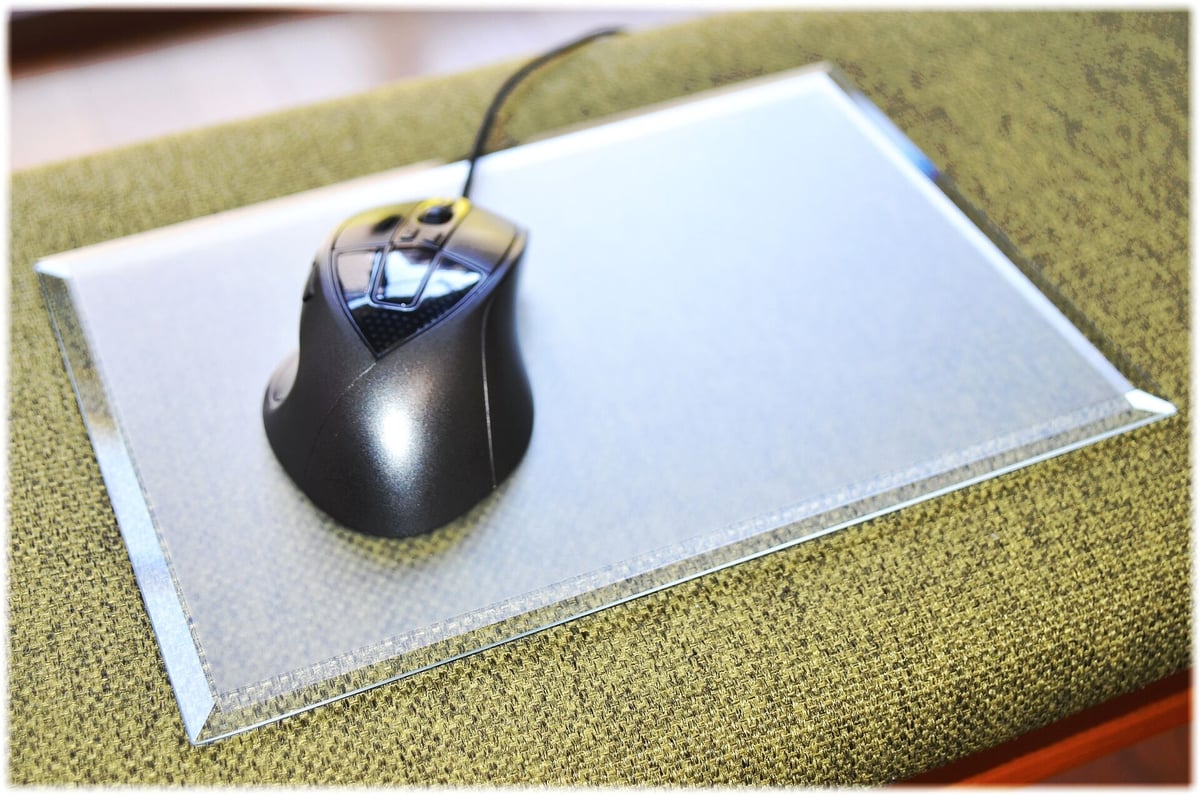ガラスマウスパッド　50×50 SANWA SUPPLY ガラスマウスパッド 大型 ゲーミング 強化ガラス