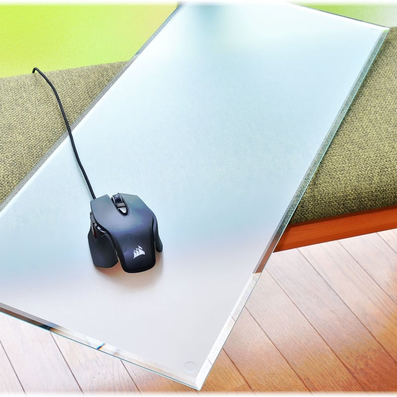 サラサラ質感・ゲーミングガラスマウスパッド【230㎜×320㎜×5㎜厚
