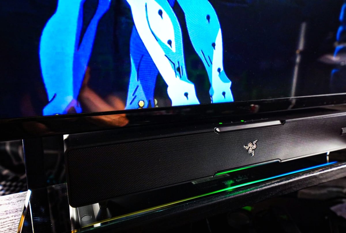 【再値下げ】Razer LEVIATHAN v2 PRO ゲーマー向けサウンドバー「Razer Leviathan V2 Pro」発表。AIヘッド