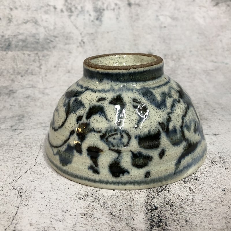 安南花唐草飯茶碗 大 | TAKUMIうさぎ屋