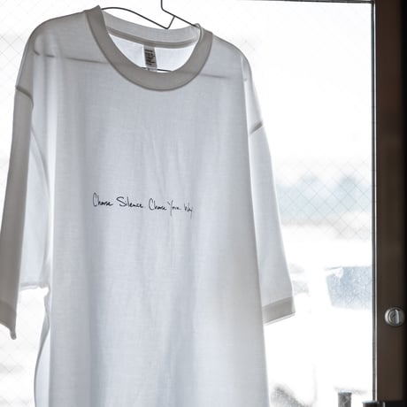 <Telo> UNLIKE TEE 【white】