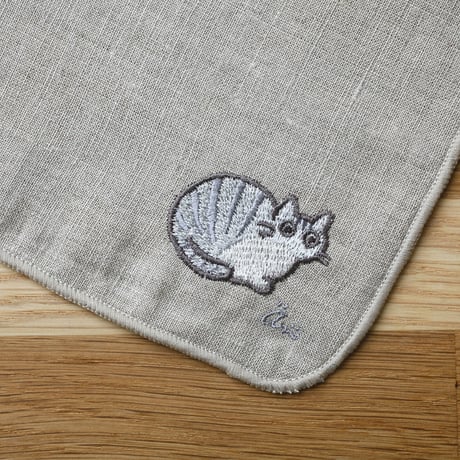 【リネン刺繍ハンカチ】ねこ / 箱入り