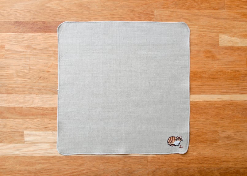 リネン刺繍ハンカチ】ねこ / 箱入り | 粒あん図案室