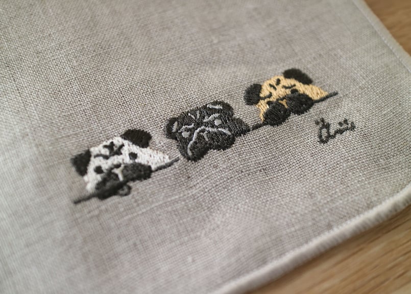 CK様パグちゃんパネル【ハンカチリクエスト受付】 タオル ハンカチ 犬 イヌ いぬ パグ｜ミスターアンドミセスチーフ / MR