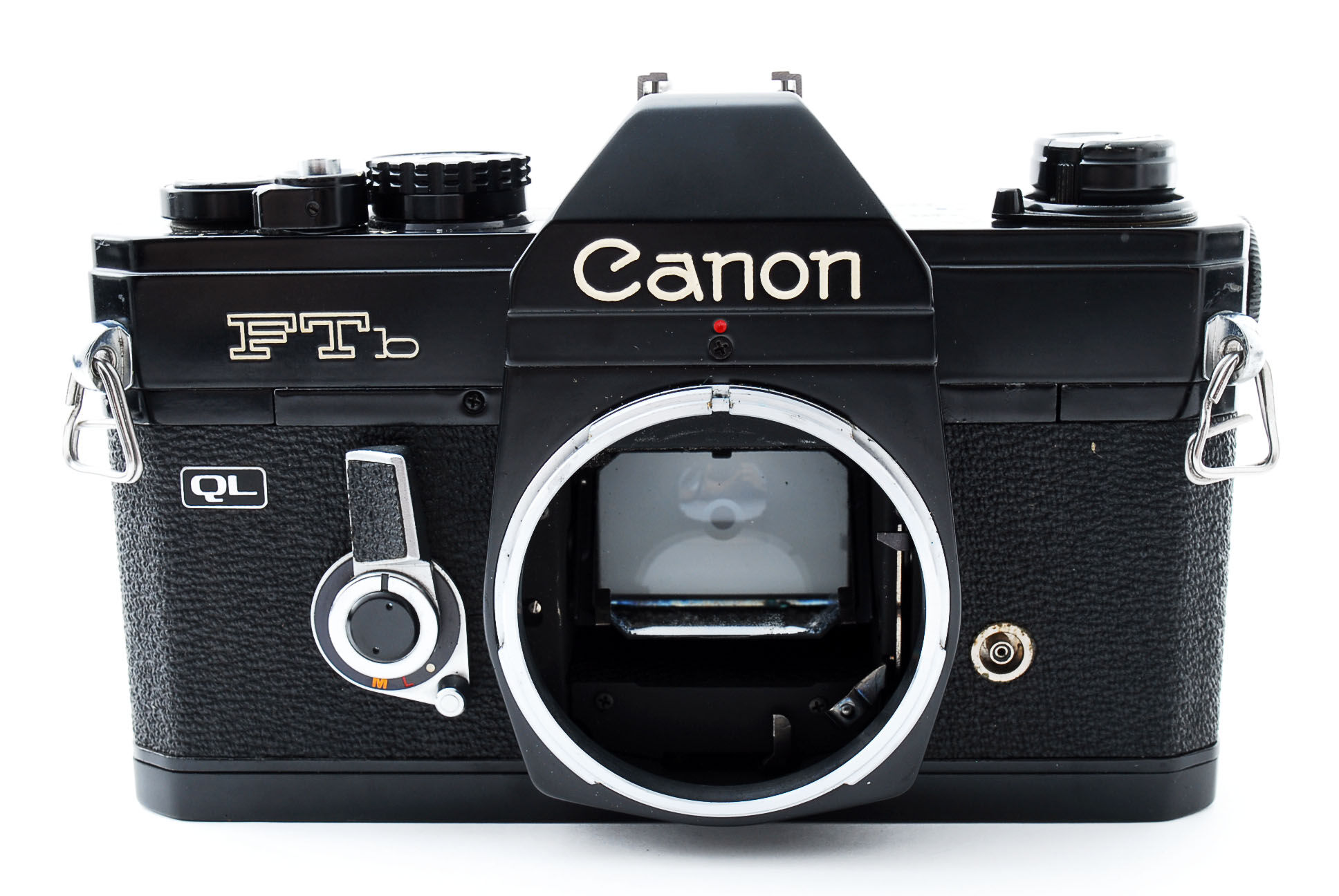 Canon FTb QL 35mm SLR / Canon FD 50mm f/1.8 | B