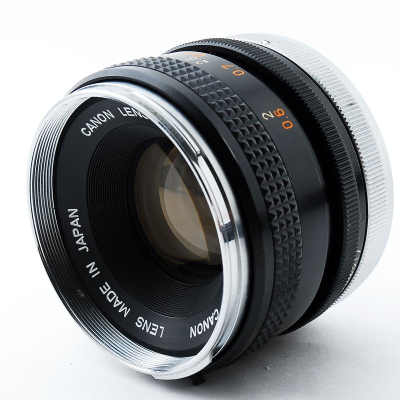 Canon FTb QL 35mm SLR / Canon FD 50mm f/1.8 | B Canon FTb QL 35mm SLR / Canon FD 50mm f/1.8 | B