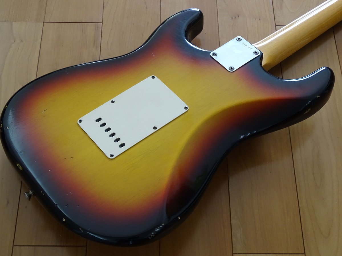 フェンダー　ストラトギターコピーモデル　レリック仕様　美品 フェンダー ストラトギターコピーモデル レリック仕様 美品