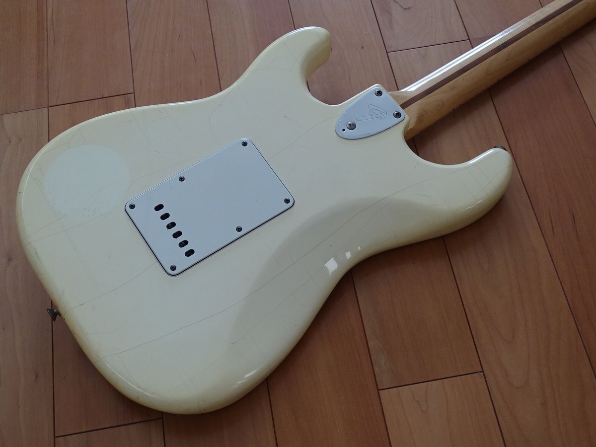 □1979年製フェンダーストラトキャスター□オリンピックホワイト□軽量