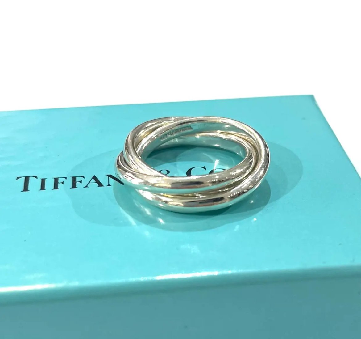 TIFFANY&CO】 【13-14号 】2420 希少ティファニートリニティ3連リング