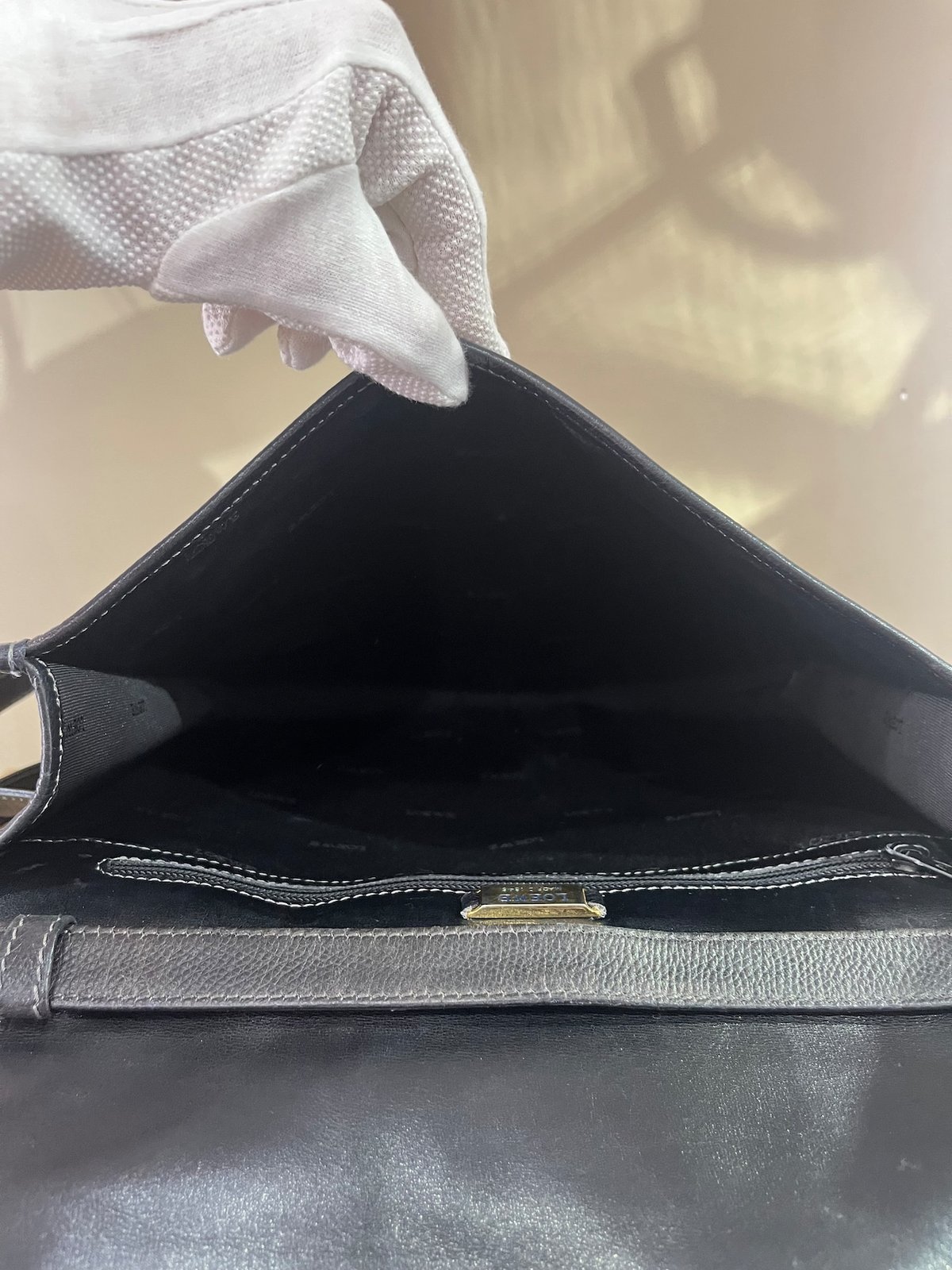 LOEWE ロエベ】ヴィンテージ 型押し本革レザー ショルダーバッグ