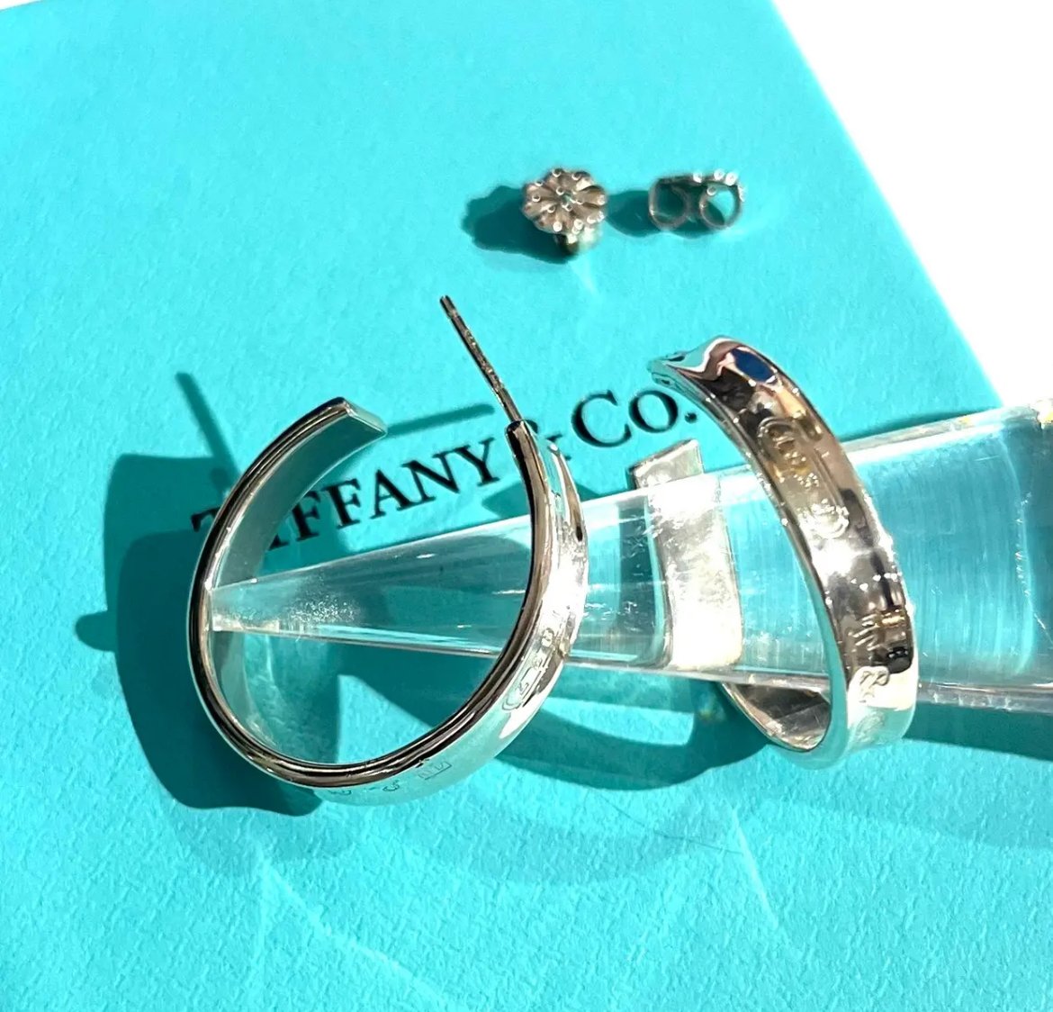 TIFFANY&CO.】1889 ナロー フープピアス／シルバー925