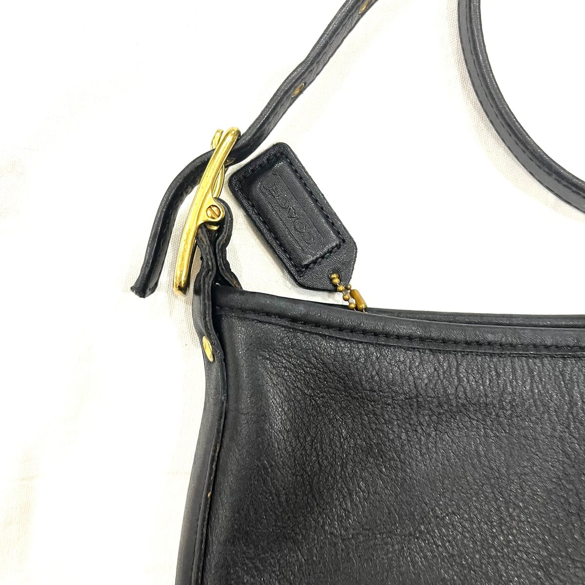 COACH】1867 USA製 オールドコーチ 本革ショルダーバッグ 斜め掛け 