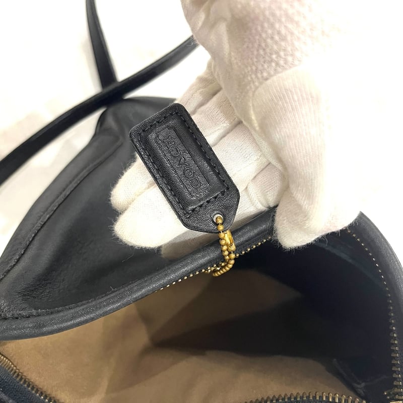 COACH】1867 USA製 オールドコーチ 本革ショルダーバッグ 斜め掛け
