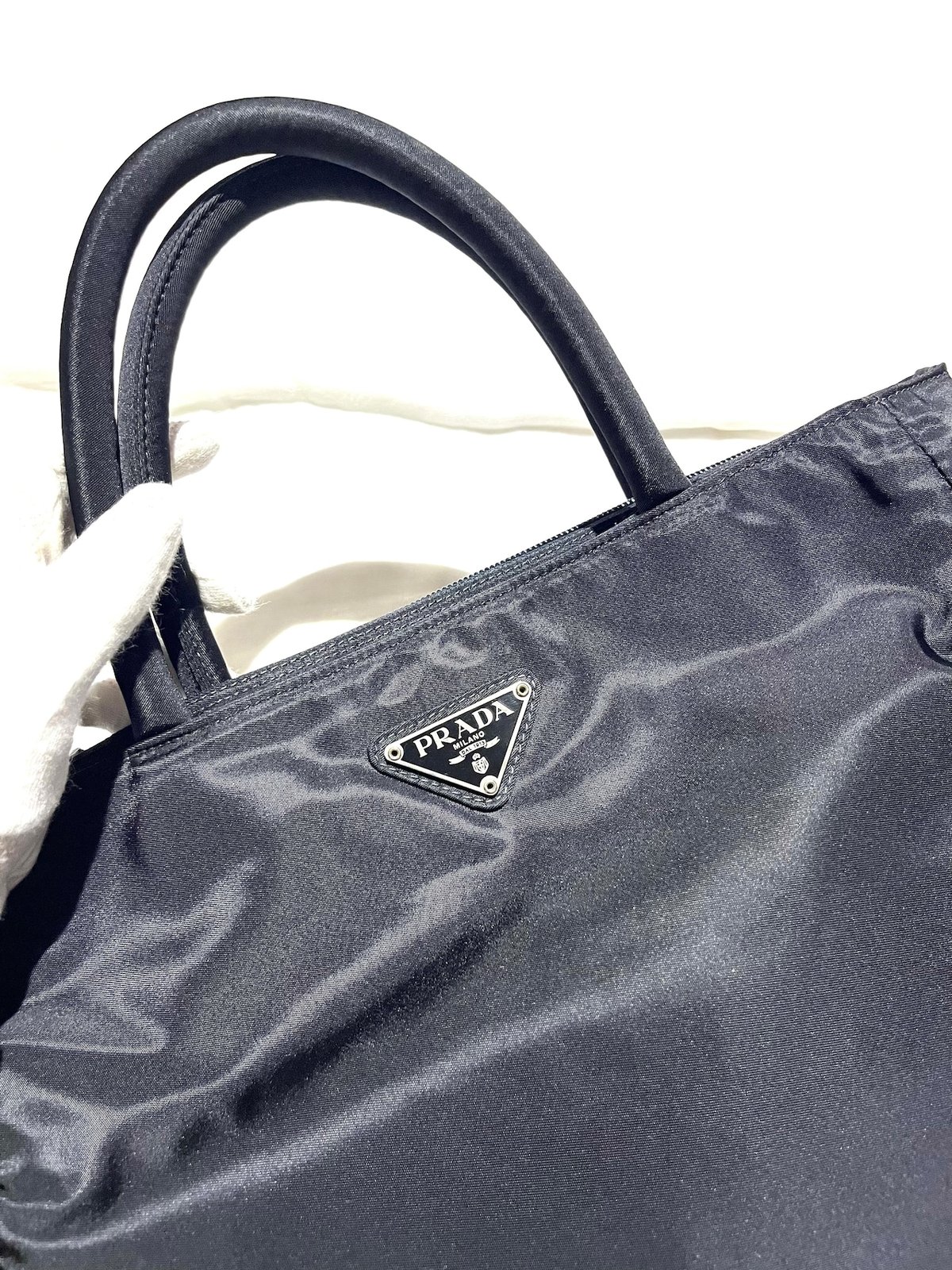 131390's VINTAGE PRADA ナイロン 三角プレートトートハンドバック