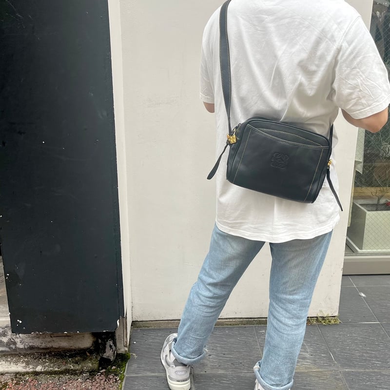 1728【LOEWE ロエベ】ヴィンテージ 本革レザーショルダーバッグ