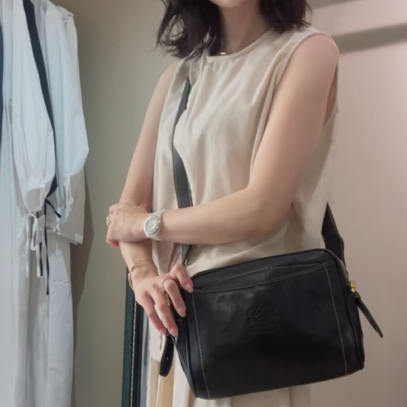 1728【LOEWE ロエベ】ヴィンテージ 本革レザーショルダーバッグ