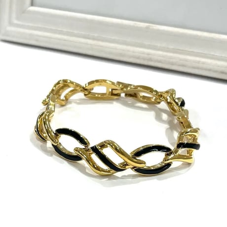 美品✨ニナリッチ ネックレス ブレスレット チェーン ブラックストーン ゴールド 美品✨ニナリッチ ネックレス ブレスレット チェーン ブラックストーン