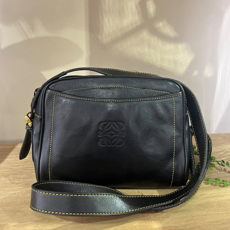 1728【LOEWE ロエベ】ヴィンテージ 本革レザーショルダーバッグ