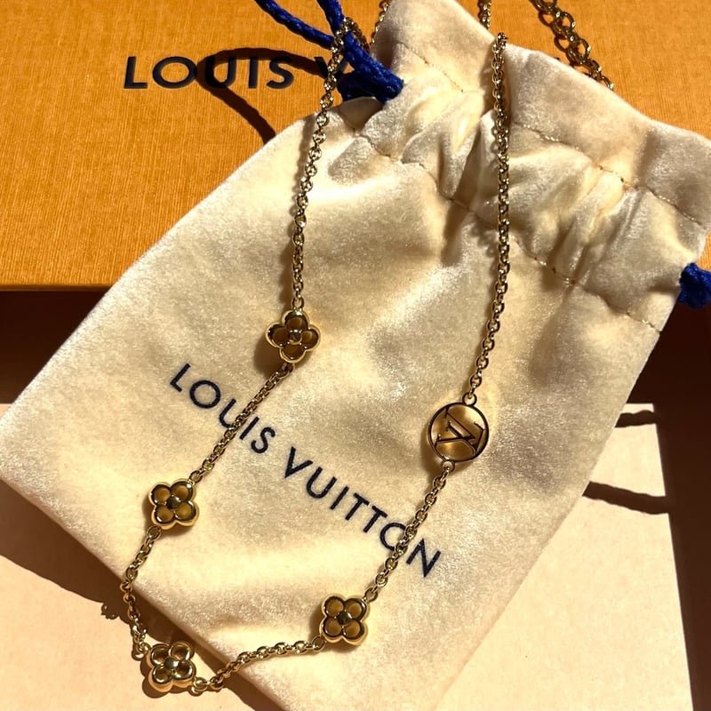 LOUIS VUITTONルイ・ヴィトン フラワー モノグラム ネックス ブランド