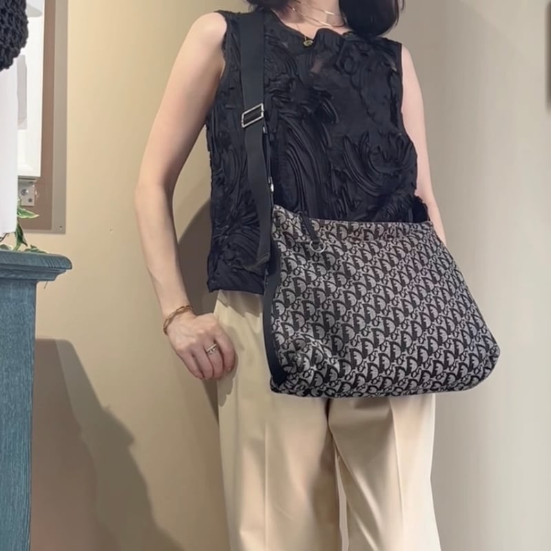 1766 心奪われる見逃せない名品ChristianDior／紐ロゴディオール希少