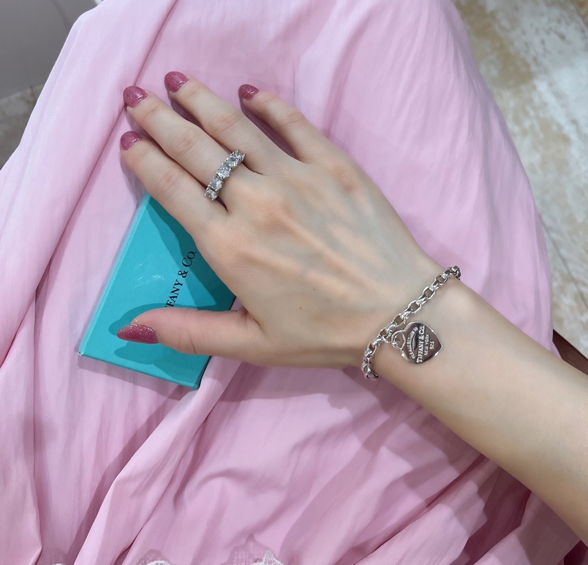 Tiffany & Co.／Please Return to Tiffany & Co. Ne