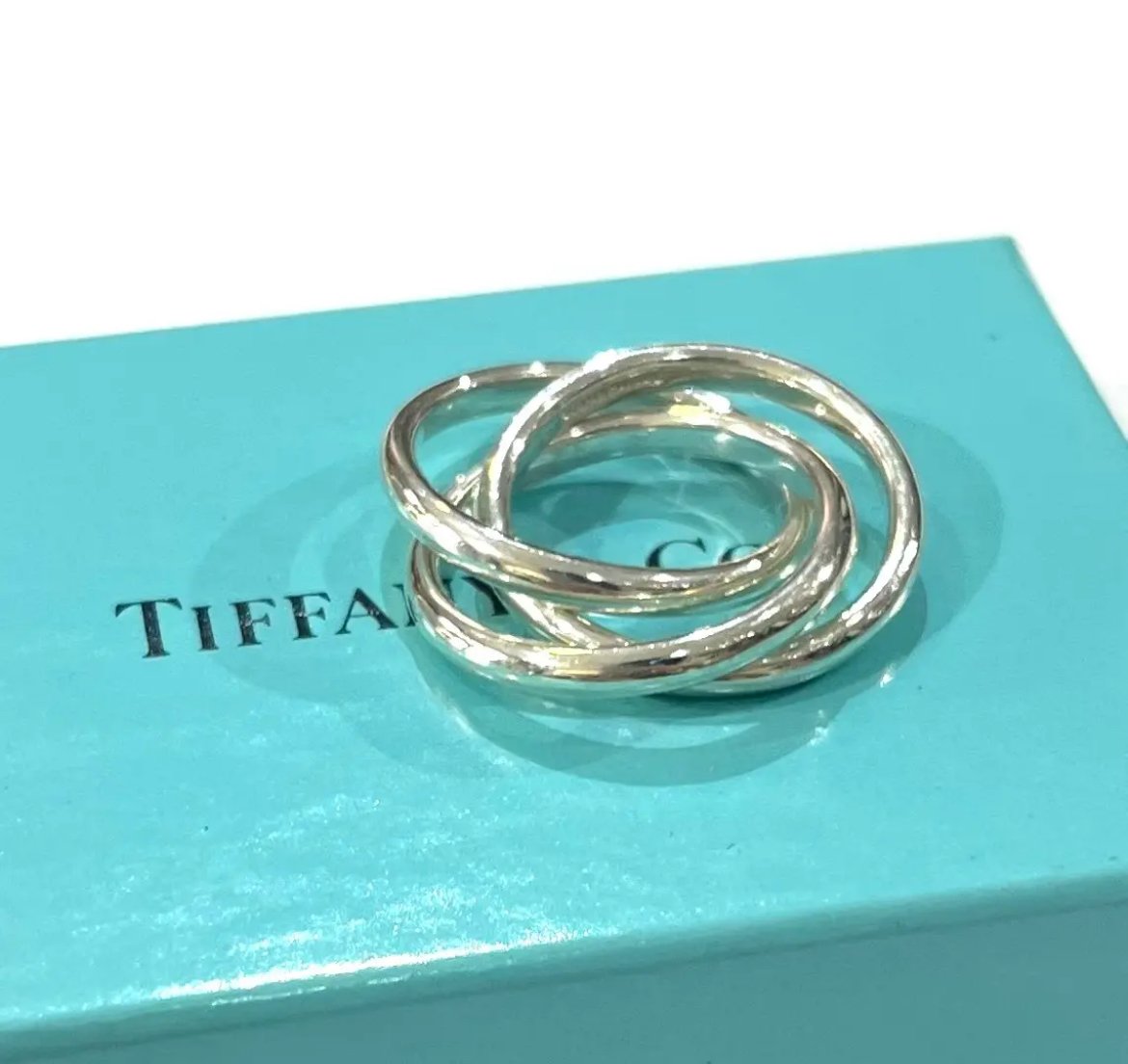 TIFFANY&CO】 【13-14号 】2420 希少ティファニートリニティ3連リング