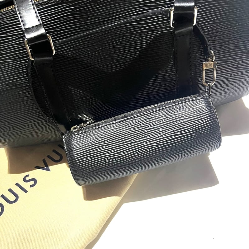 1628限定価格☆Louis Vuitton エピ ショルダーポーチ付き 斜めがけ