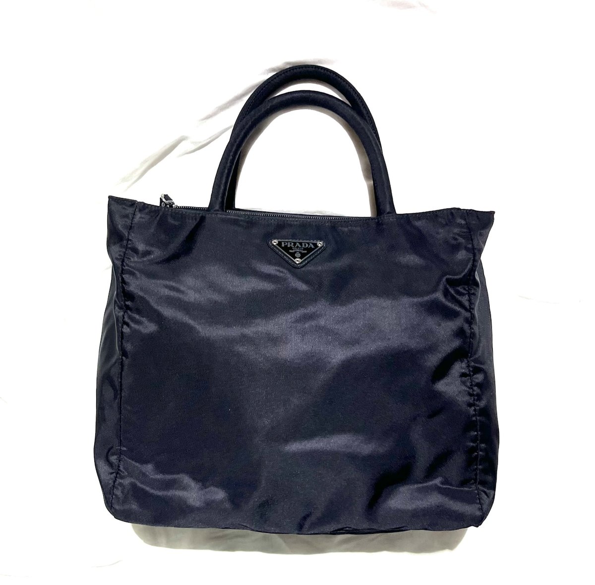 131390's VINTAGE PRADA ナイロン 三角プレートトートハンドバック