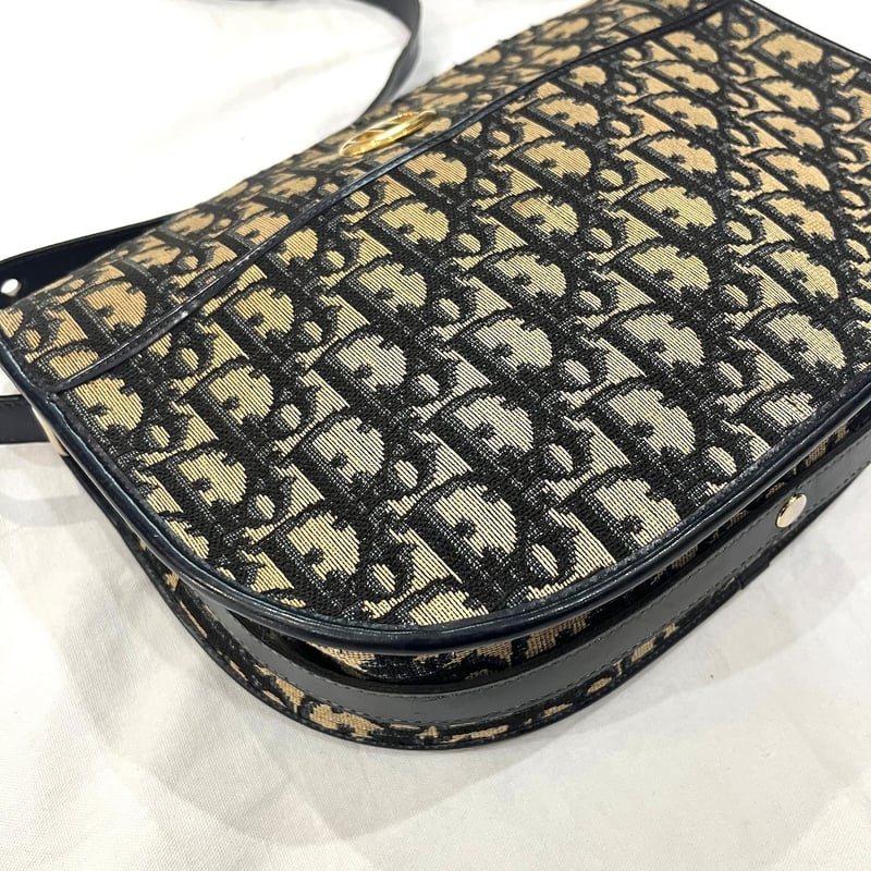心奪われる名品。1862 【Christian Dior DIOR ディオール
