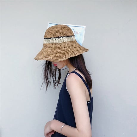即発送✿︎夏用　４色　折りたたみ帽子　ハット　ストローハット　UV 日焼け対策　軽い　折りたたみ