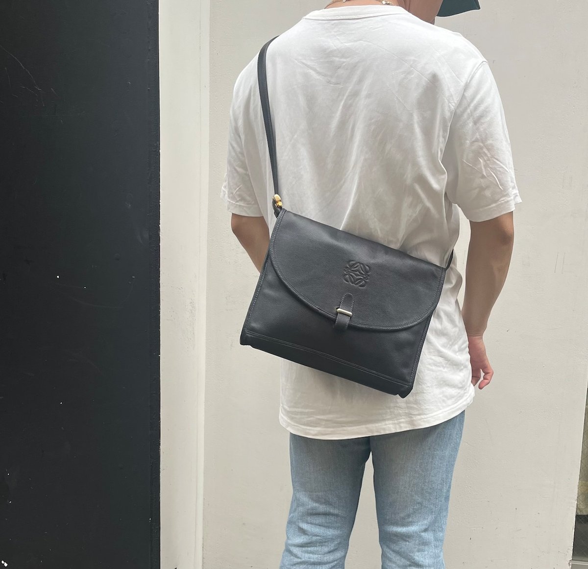 LOEWE ロエベ】ヴィンテージ 型押し本革レザー ショルダーバッグ