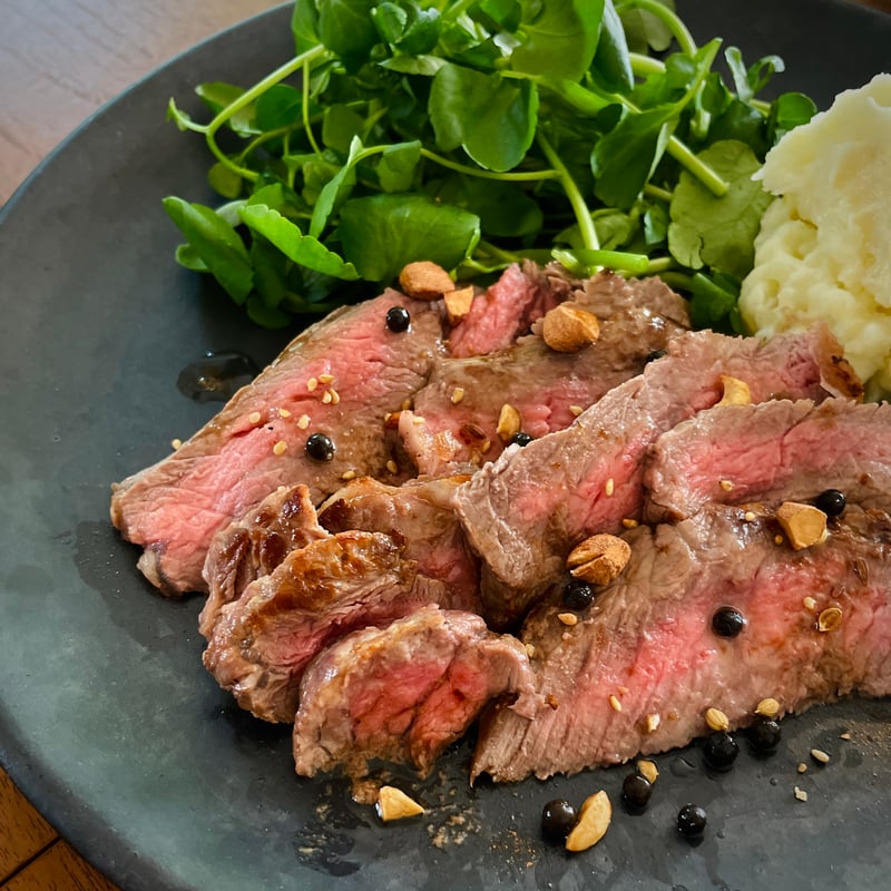 【used】直筆サイン入り 山田詠美 著作3冊セット used】直筆サイン入り 山田詠美 著作3冊セット 文学・小説