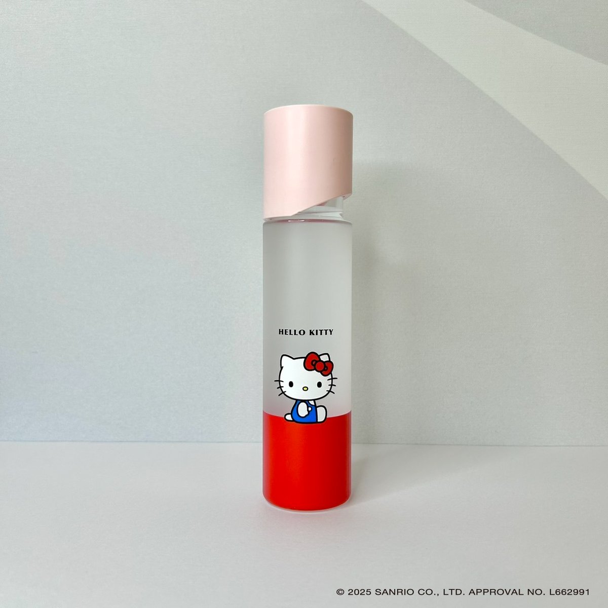 キャップ色：PINK】HELLO KITTY デザインオリジナルボトル「RED