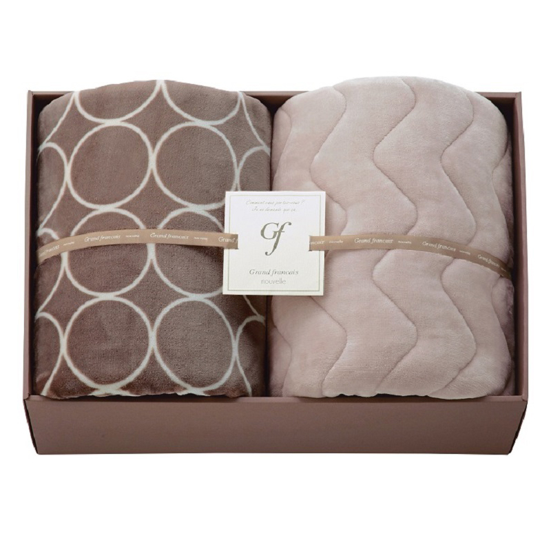 グランフランセヌーベル ハイソフトタッチマイヤー毛布&吸湿発熱綿入り