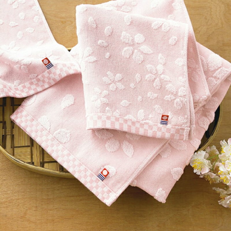 CRサクラ大戦/バスタオル/新品未使用/非売品 触れる和 さくら日和 木箱入り 今治 バスタオル 3,300円 | 贈答品の