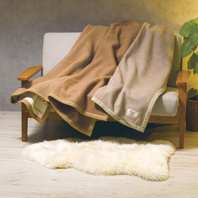 西川製　新品　最高級カシミヤ毛布 西川製新品最高級カシミヤ毛布