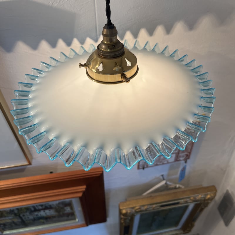 アンティークシェード | WINDSOR ANTIQUES & ANTIQUE SHOP BARON