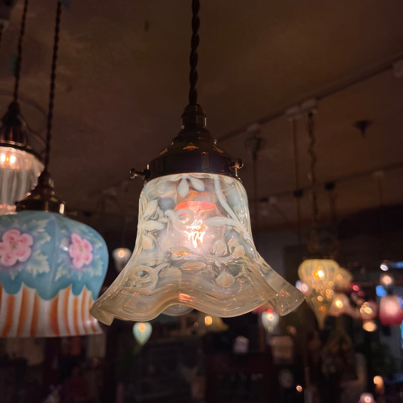 WINDSOR ANTIQUES & ANTIQUE SHOP BARON
