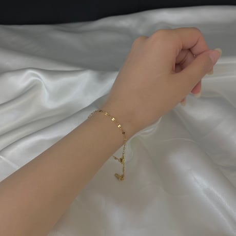 チェーンブレスレット