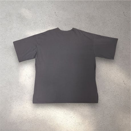 スリットプリントTシャツ